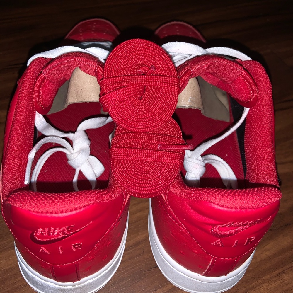 Nike Air Force 1